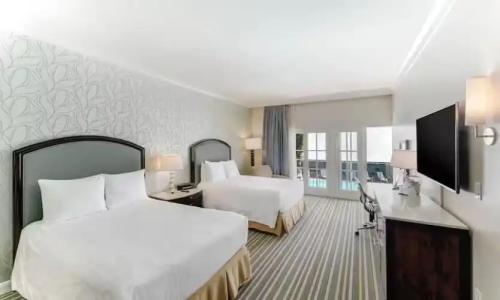 The Beverly Hilton - 92