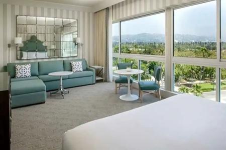 The Beverly Hilton - 142