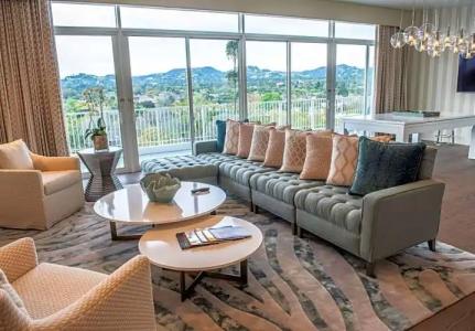 The Beverly Hilton - 119