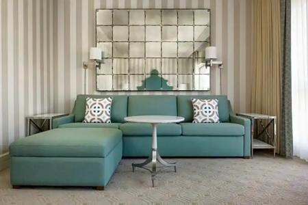 The Beverly Hilton - 141