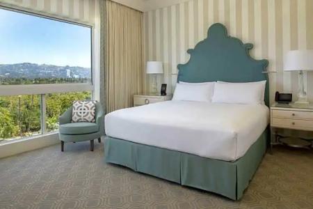 The Beverly Hilton - 88