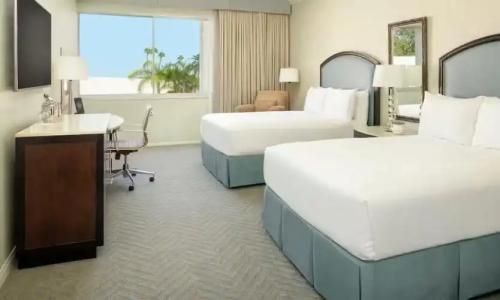 The Beverly Hilton - 50