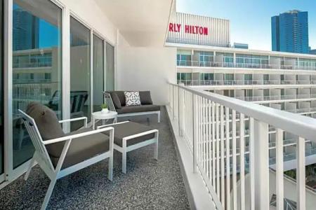 The Beverly Hilton - 138