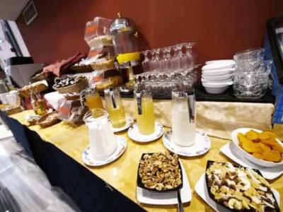 Petit Palace Plaza de la Reina - 9