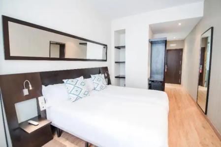 Petit Palace Plaza de la Reina - 37