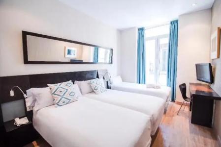 Petit Palace Plaza de la Reina - 30