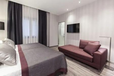 Catalonia Excelsior - 12