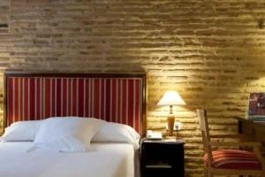 Ad Hoc Monumental 1881, Valencia