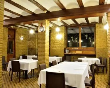 Ad Hoc Monumental 1881 - 26