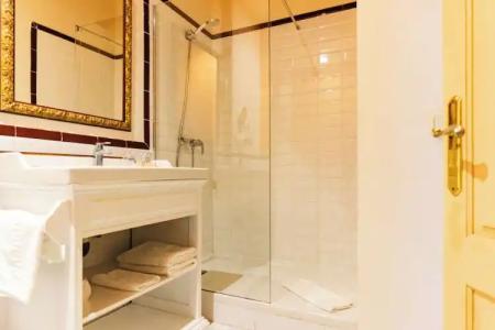 Ad Hoc Monumental 1881 - 41