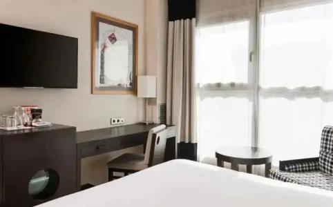 NH Valencia Center - 44