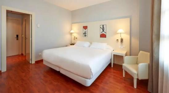 NH Valencia Las Artes - 0