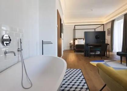 One Shot Reina Victoria - 81