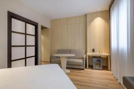 AC Valencia by Marriott - 49