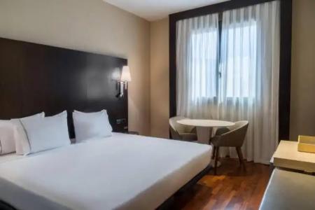 AC Valencia by Marriott - 37