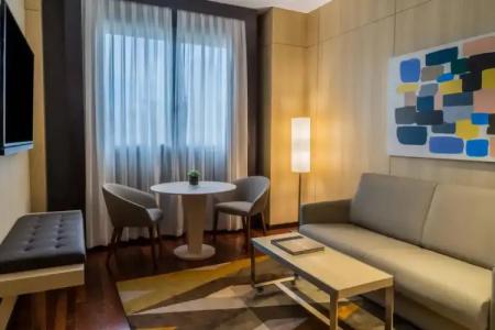 AC Valencia by Marriott - 20