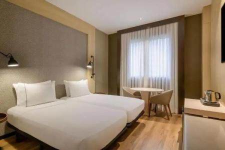 AC Valencia by Marriott - 4