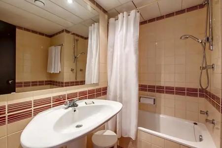 Novotel Valencia Lavant - 38