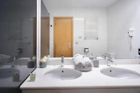 You & CO. J. Botánico Boutique - 68