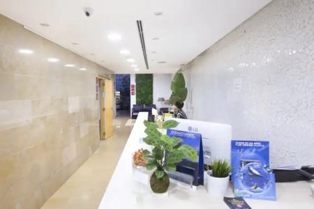 You & CO. J. Botánico Boutique - 1