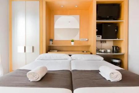 You & CO. J. Botánico Boutique - 77