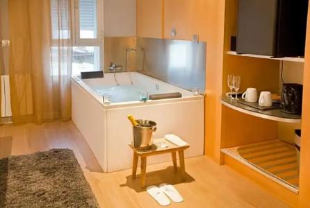 You & CO. J. Botánico Boutique - 103