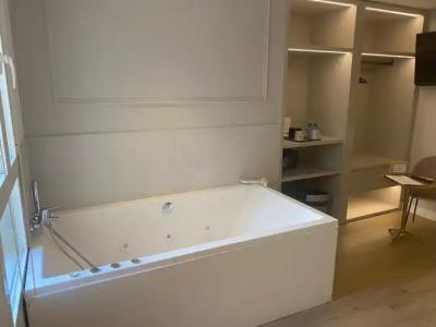 You & CO. J. Botánico Boutique - 98