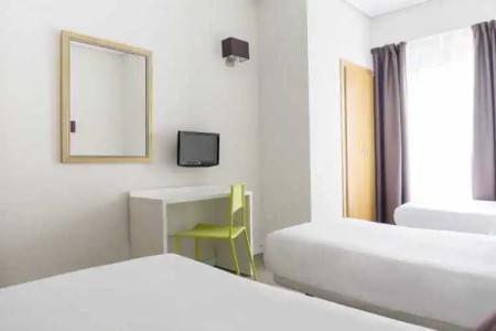 Sweet Continental - 32