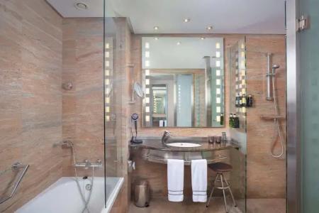 Melia Valencia - 108