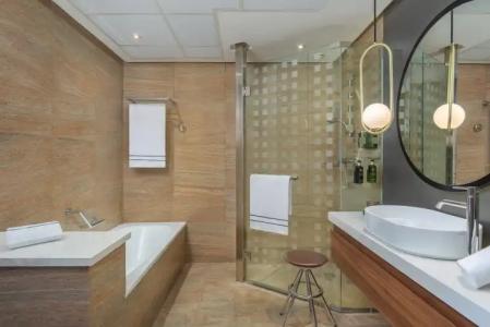 Melia Valencia - 141