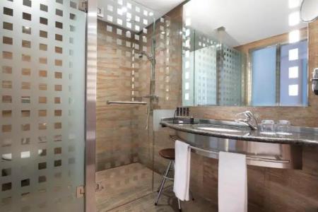 Melia Valencia - 109