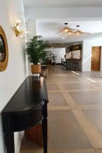 Windsor Tossa – Adults Only +16 - 12