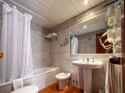 RVHotels Mar de Tossa - 10