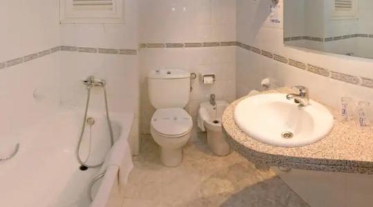 GHT Costa Brava & Spa - 41