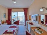 Deluxe room with sea view
