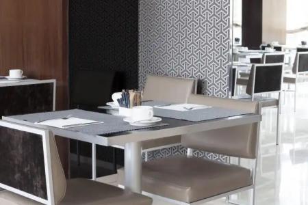 AC Tarragona by Marriott - 10