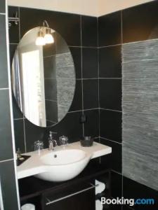 Htel Augustin Marie - 0