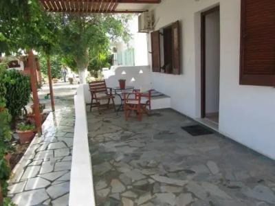 Skyros Junior Studios - 35