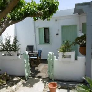 Skyros Junior Studios - 26