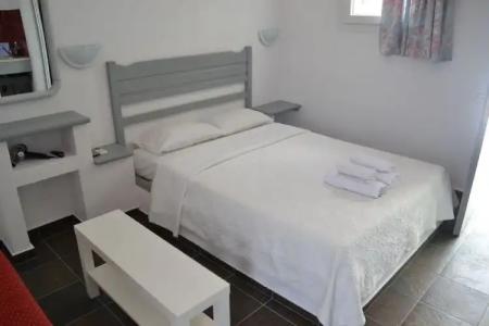 Skyros Junior Studios - 61