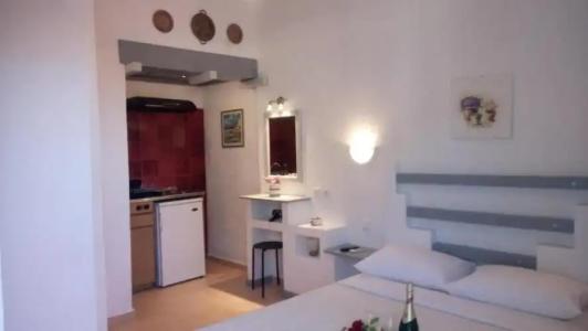 Skyros Junior Studios - 6