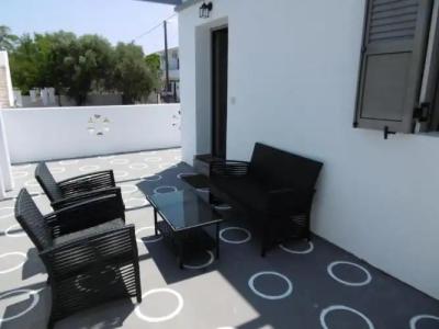 Skyros Junior Studios - 15