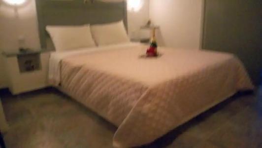 Skyros Junior Studios - 0