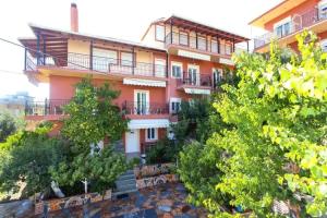 Studios Ristas 2, Parga