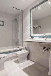 URH Sitges Platja - 45