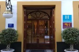 Basic Hotel Puerta de Sevilla, Seville