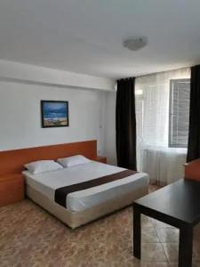 Jelezchevi Guest Rooms - 33