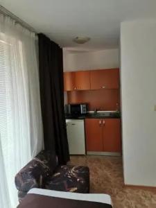 Jelezchevi Guest Rooms - 34