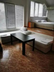 Jelezchevi Guest Rooms - 50