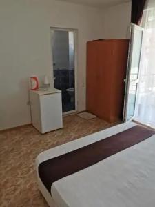 Jelezchevi Guest Rooms - 47